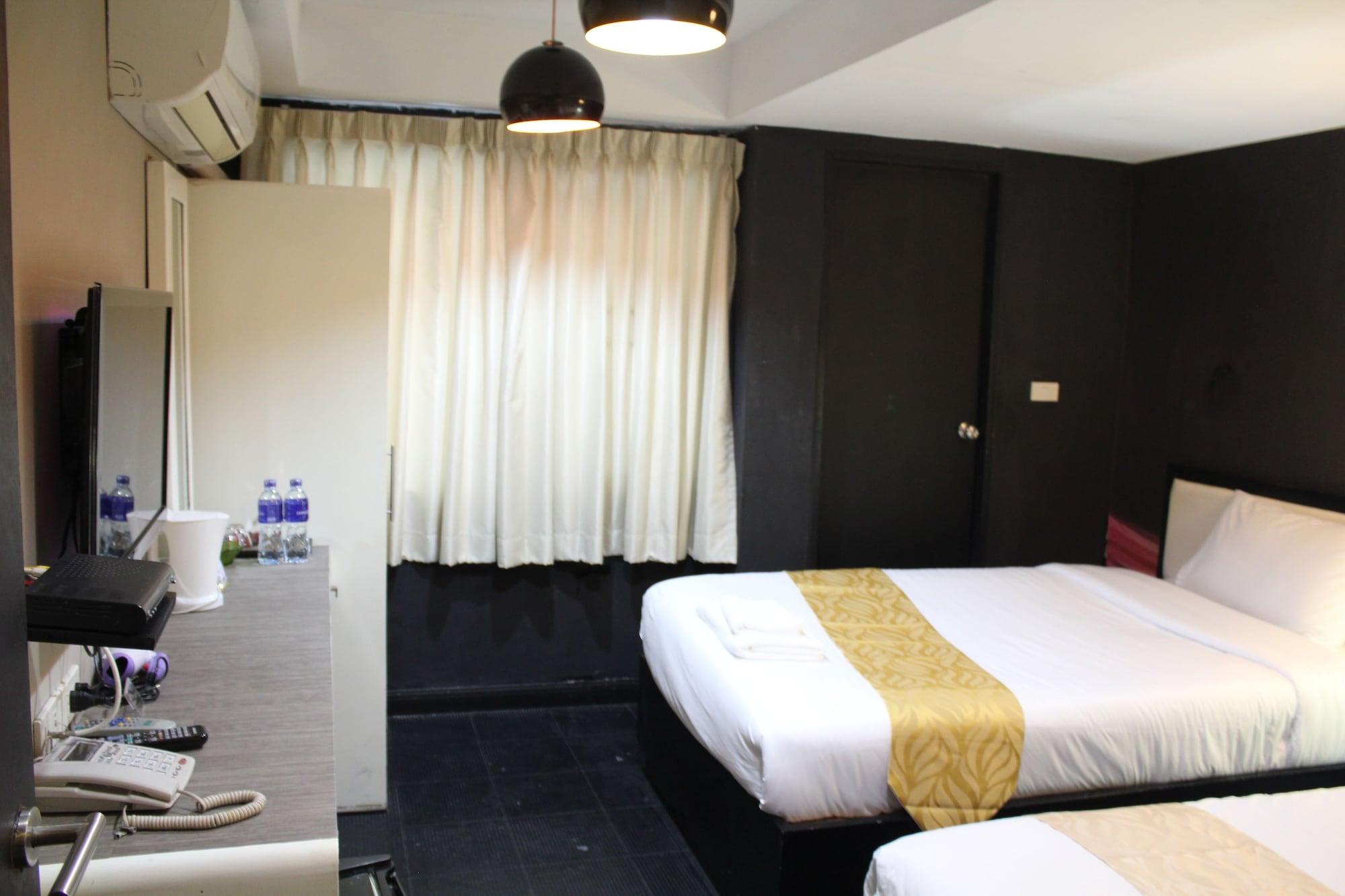 V30 Sukhumvit Hotel Bangkok Exterior foto