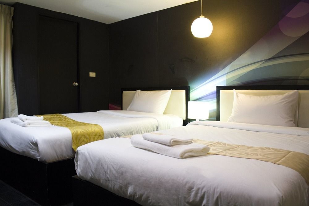 V30 Sukhumvit Hotel Bangkok Exterior foto